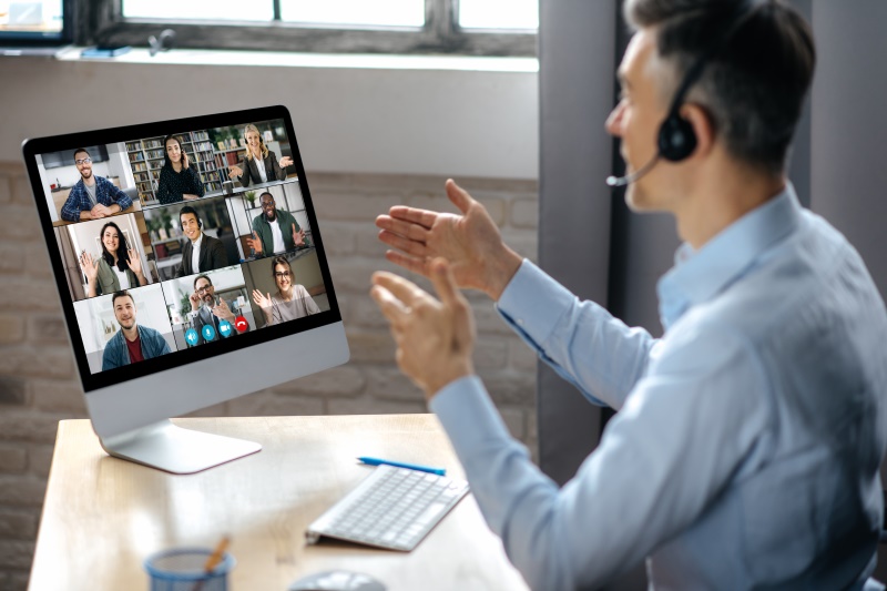 Webinárium felvétele professzionális eszközökkel